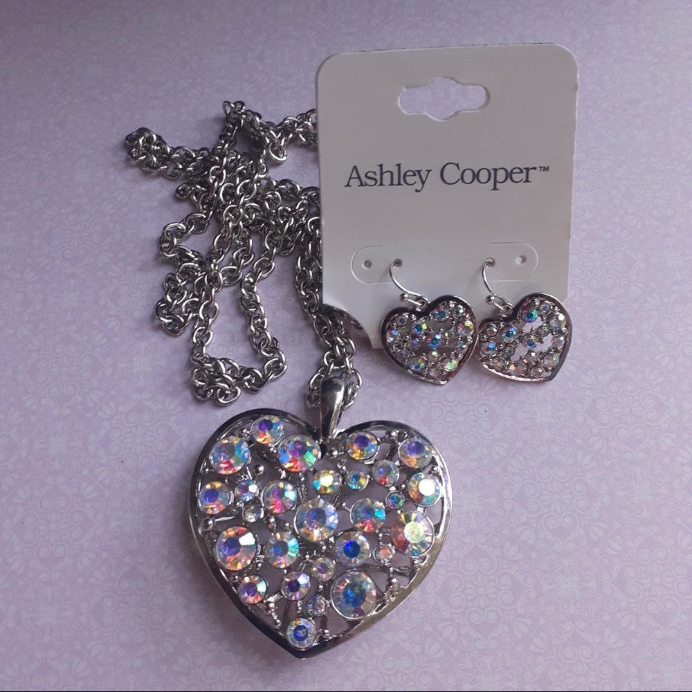 Ashley Cooper Necklace and earring set NWT